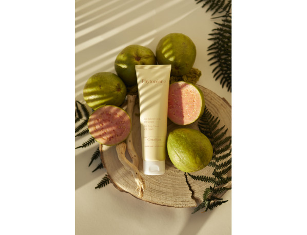 Rich Body Cream with Guava